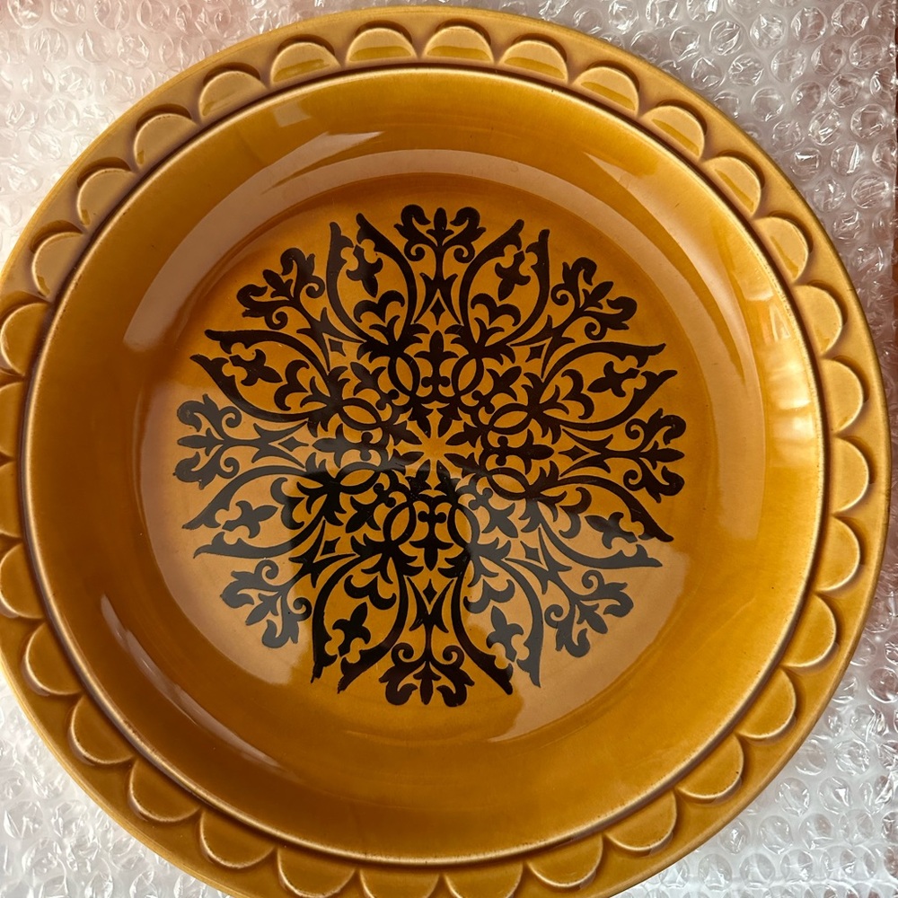 Coventry Castilian dinner plates - set of 11